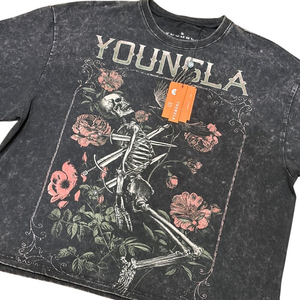 NWT YOUNG LA CROPPED T-Shirt - Picture 2 of 8